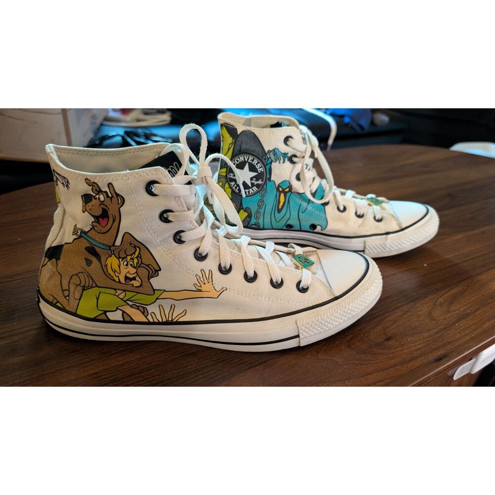 Converse x Scooby-Doo Chuck Taylor All Star High Tops Men’s 11 Women’s 13